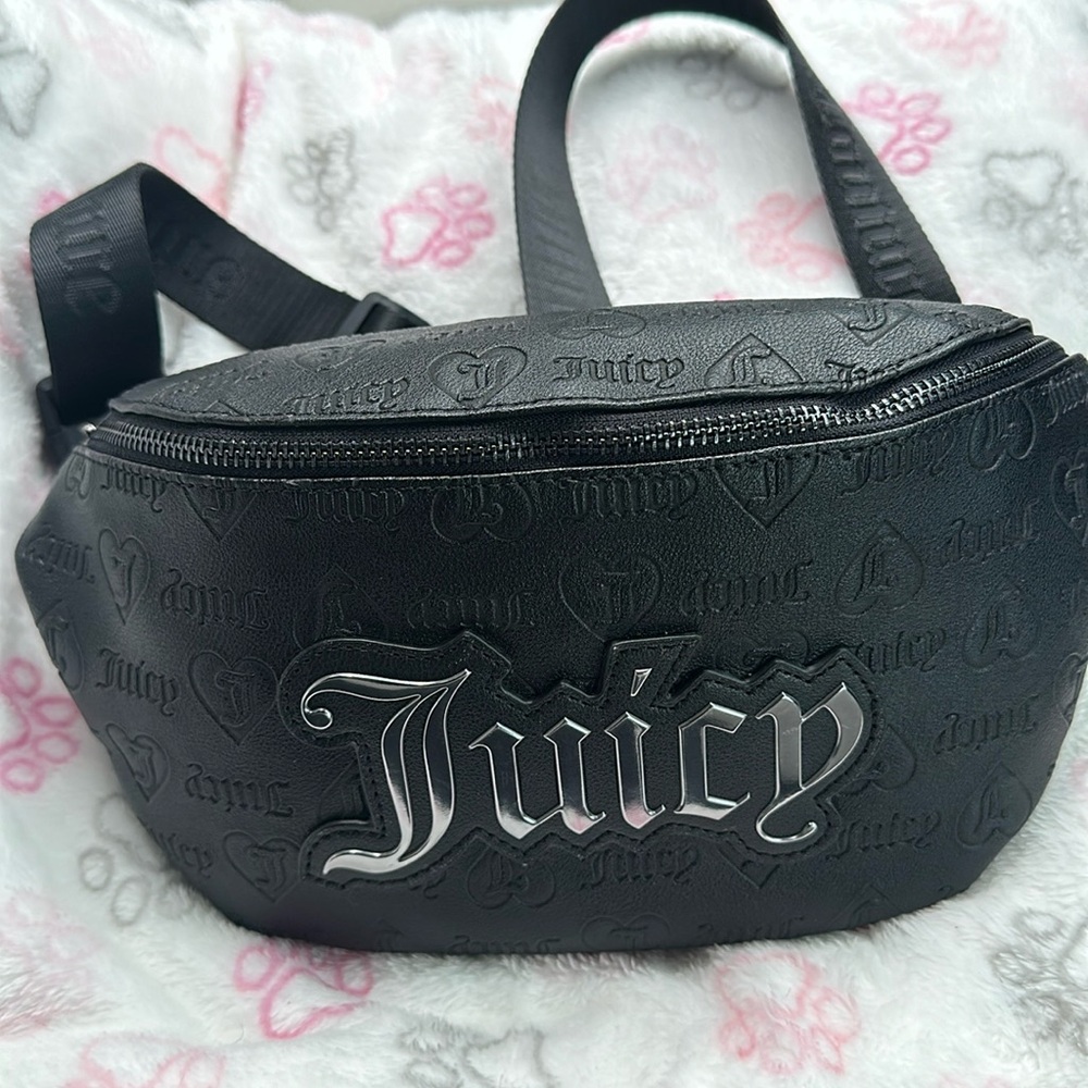 Juicy couture fanny pack